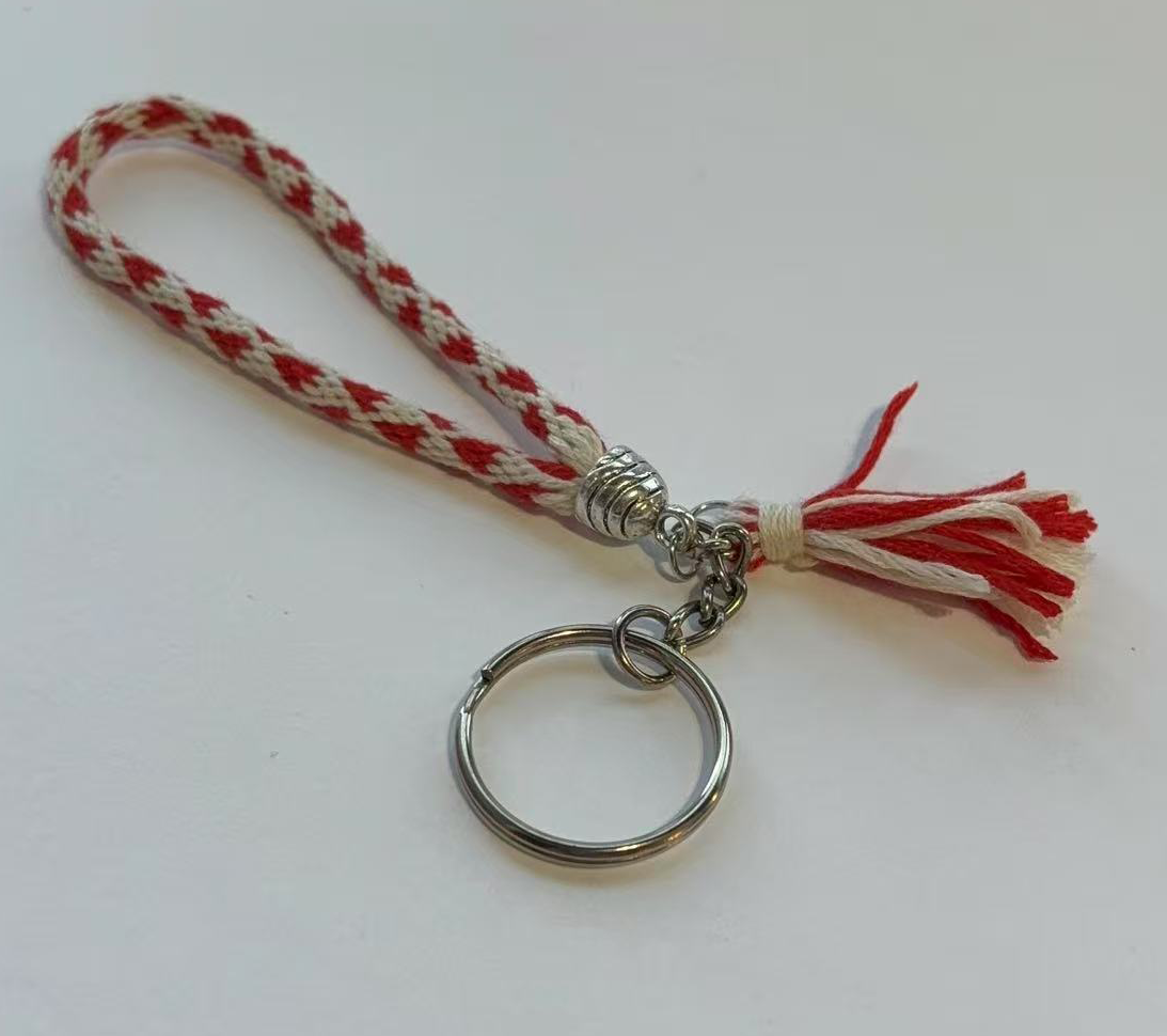 kumihino Red Heart on White Base
